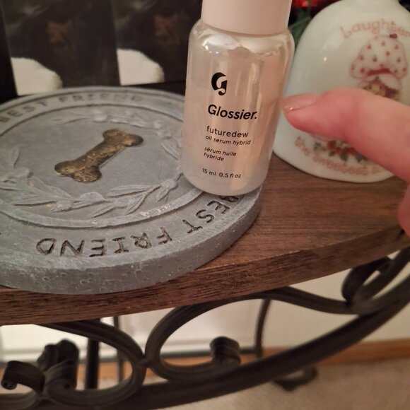 Glossier Futuredew - Picture 2 of 2